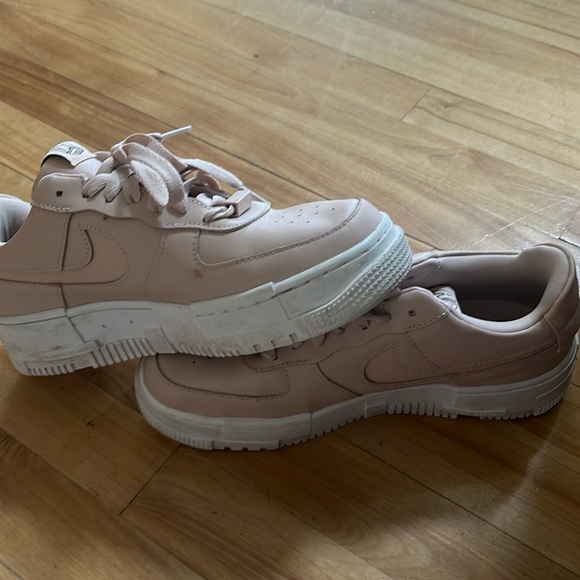 Nike airforce - Picture 1 of 2